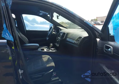 2018 Jeep Grand Cherokee Laredo E 4X2 z USA, uszkodzony, nr VIN 1C4RJEAG2JC368578